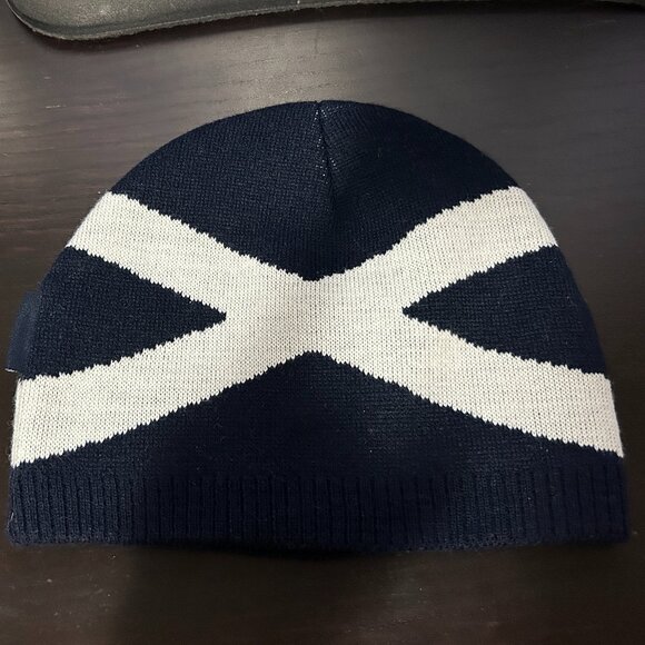 Scotland Football Toque - Picture 2 of 2